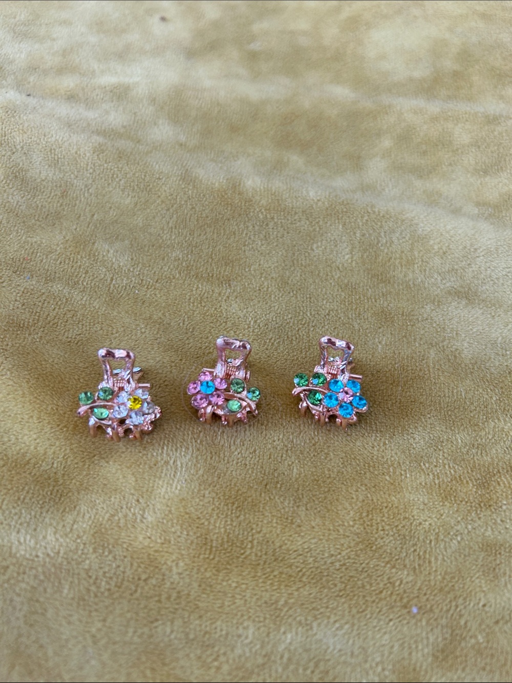 NATURAL LIFE Rose Gold Mini Flower Crystal Hair Claw Clips - Multicolor Stones